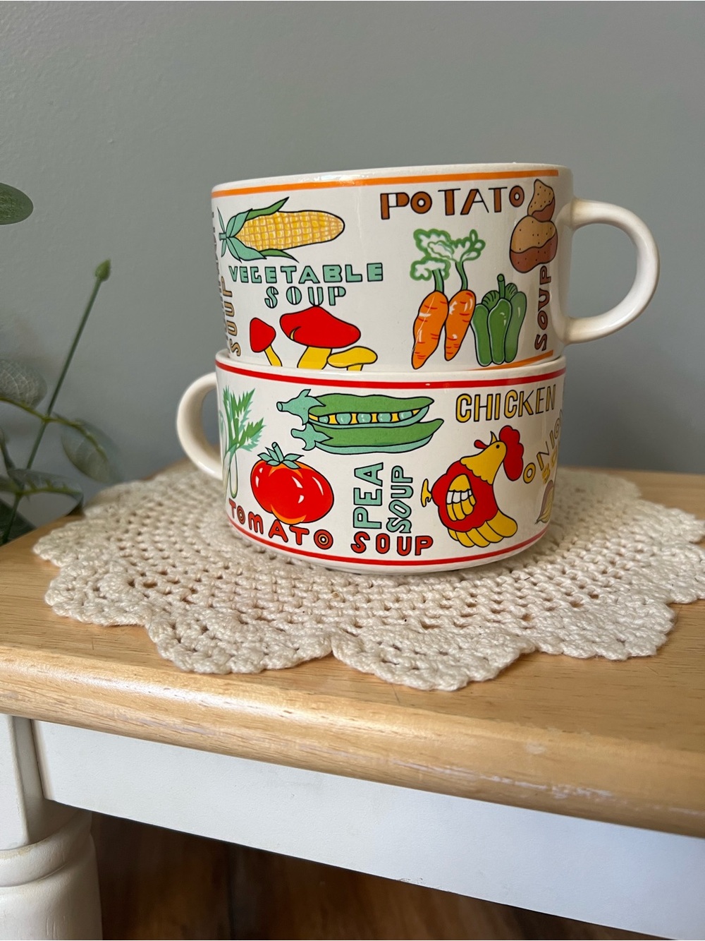 Cisco Torrance Soup Bowls w/ Handles Vegetable Motif 1970’s Retro MCM